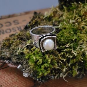 Vintage Silpada Chunky Pearl Ring